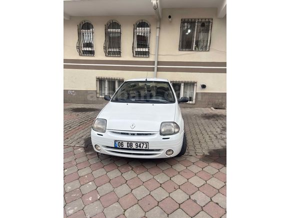 Sahibinden Renault Clio 1.4 2001 Model  330.000 km Beyaz