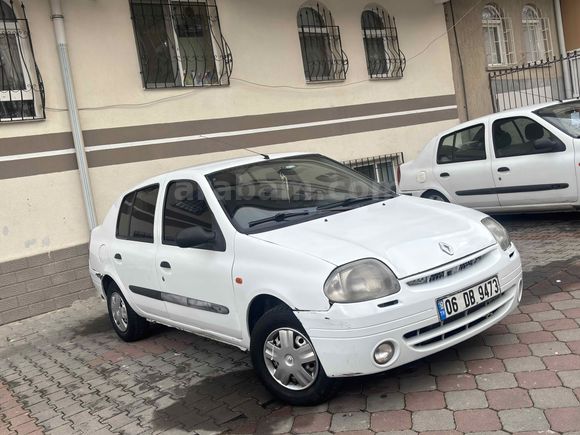 Sahibinden Renault Clio 1.4 2001 Model  330.000 km Beyaz