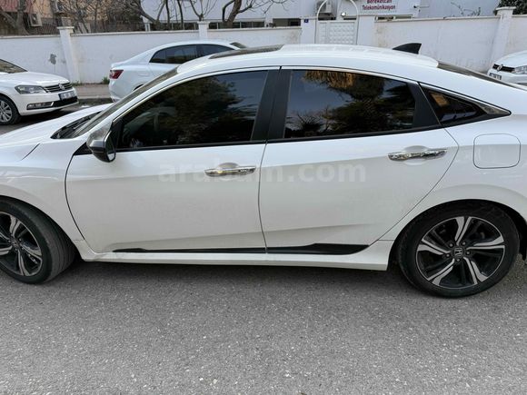 Sahibinden Honda Civic 1.5 i-VTEC Executive Plus 2019 Model 