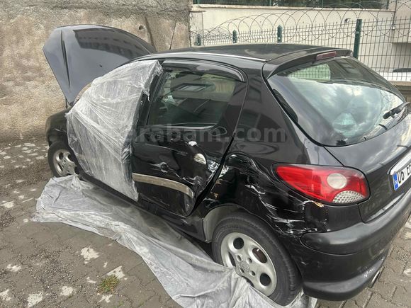 Sahibinden Peugeot 206  plakalı ruhsatlı 