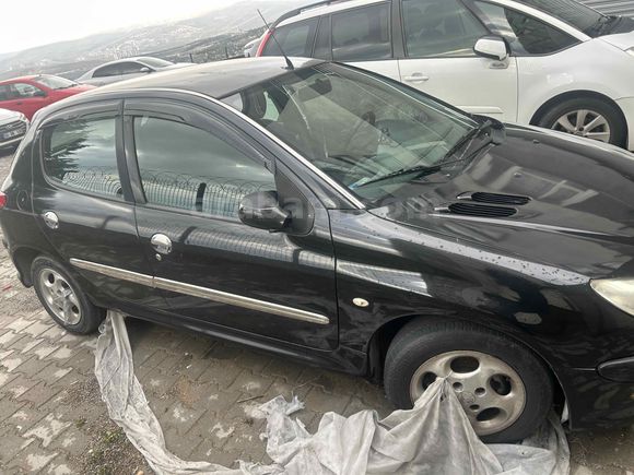 Sahibinden Peugeot 206  plakalı ruhsatlı 