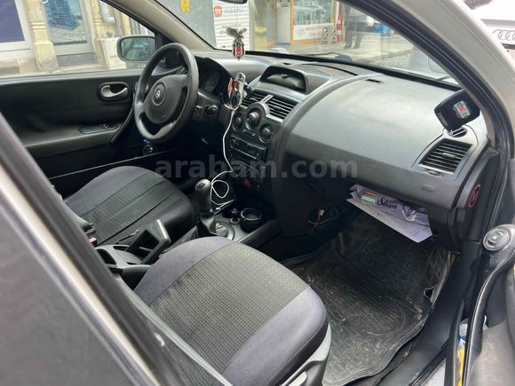 Sahibinden Renault Megane 1.6 Authentique 2009 Model 