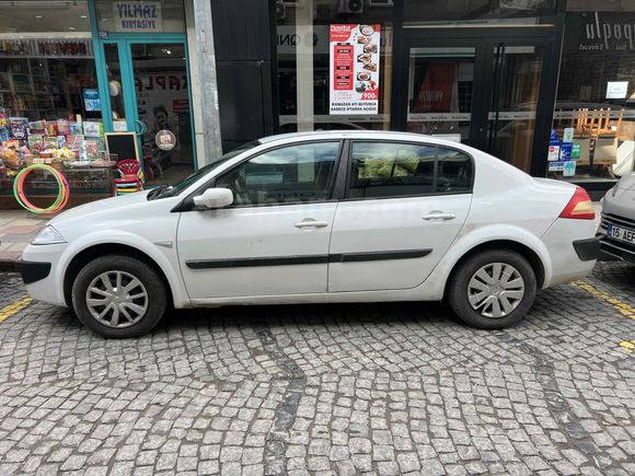 Sahibinden Renault Megane 1.6 Authentique 2009 Model 