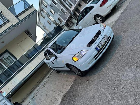 Sahibinden Opel Astra 1.4 GL 2000 Model  300.000 km Beyaz