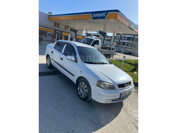 Sahibinden Opel Astra 1.4 GL 2000 Model  300.000 km Beyaz