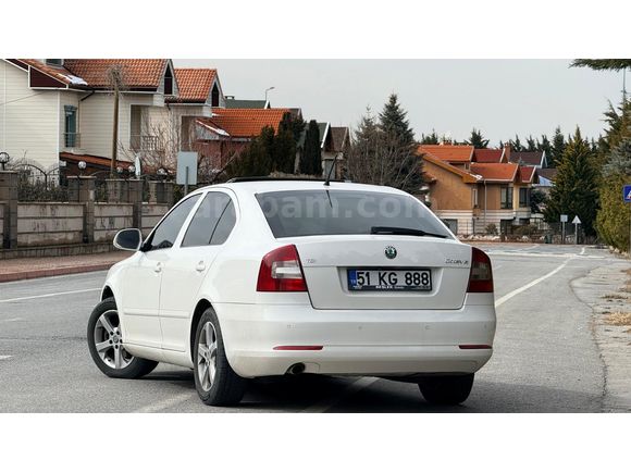 Sahibinden Skoda Octavia 1.6 TDI Elegance CR 2012 Model