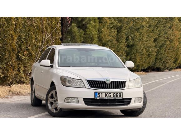 Sahibinden Skoda Octavia 1.6 TDI Elegance CR 2012 Model