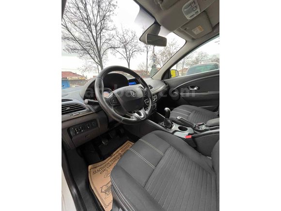 Sahibinden Renault Megane 1.5 dCi Touch Plus 2015 Model 