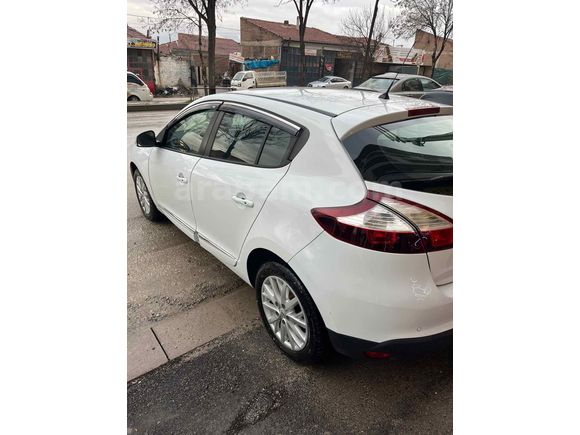 Sahibinden Renault Megane 1.5 dCi Touch Plus 2015 Model 