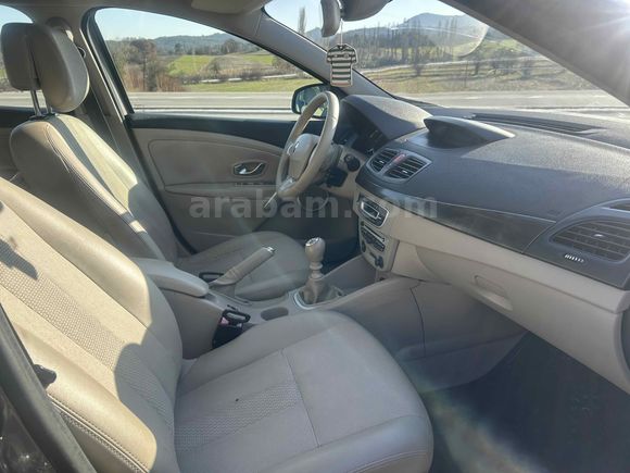 Sahibinden Renault Megane 1.5 dCi Privilege 2012 Model 