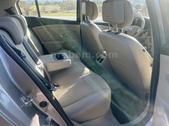 Sahibinden Renault Megane 1.5 dCi Privilege 2012 Model 