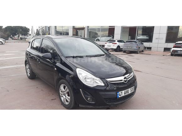 Acill Sahibinden Opel Corsa 1.4 Twinport Tam otomatik