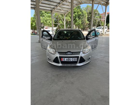 Sahibinden Ford Focus 1.6 TDCi Trend 2012 Model (metalik)