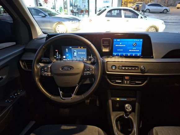 Sahibinden Ford Tourneo Courier 1.5 EcoBlue Titanium 2024 Model