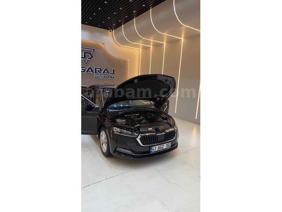 Sahibinden Skoda Octavia 1.0 e-Tec Premium 2021 Model 