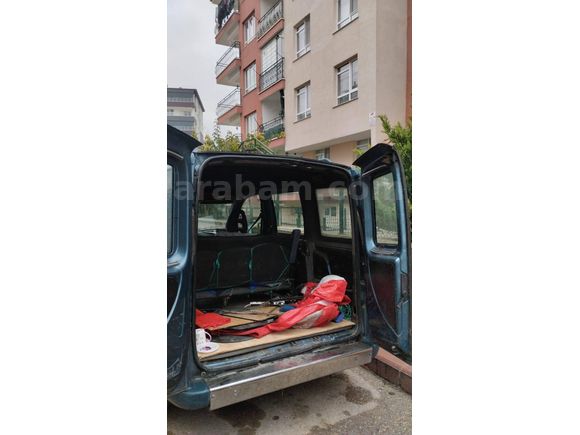 muayeneli  hususi otomobil ruhsatlı Doblo 1.9