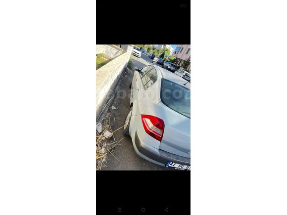 Sahibinden Renault Megane 1.6 Dynamique 2004 Model