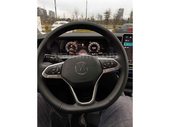 Sahibinden Volkswagen Tayron 1.5 e-TSI Life 2025 Model  400 km Beyaz