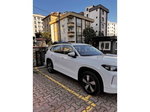 Sahibinden Volkswagen Tayron 1.5 e-TSI Life 2025 Model  400 km Beyaz