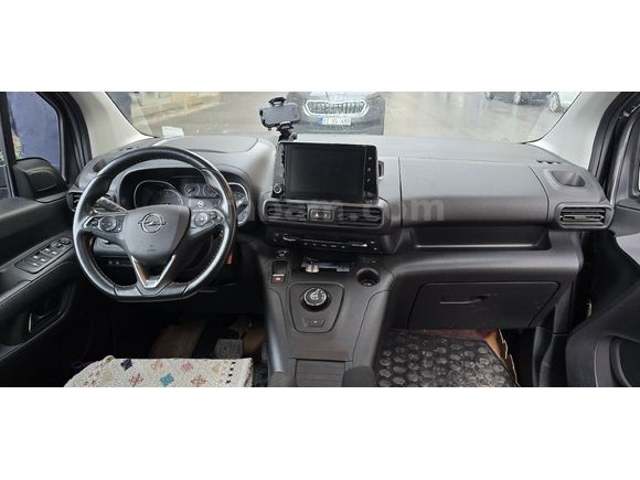 Sahibinden Opel Combo 1.5 CDTI Ultimate 2022 Model