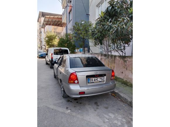 SORUNSUZ ACCENT 2006 1.5 CRDİ 235 BİNDE