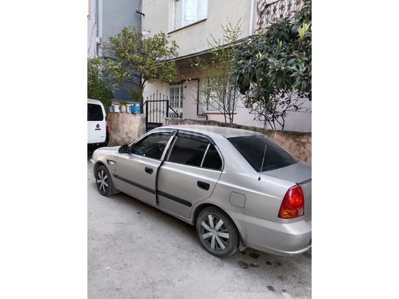 SORUNSUZ ACCENT 2006 1.5 CRDİ 235 BİNDE