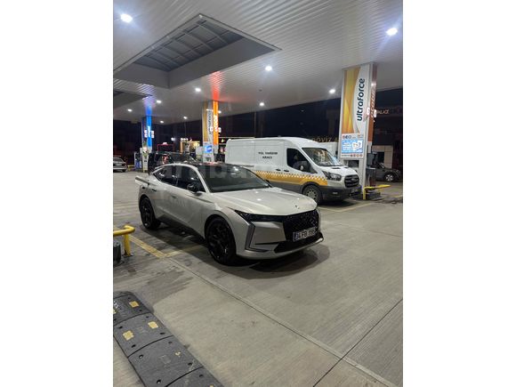 Sahibinden DS Automobiles DS4 1.2 PureTech Performance Line 2023 Model 