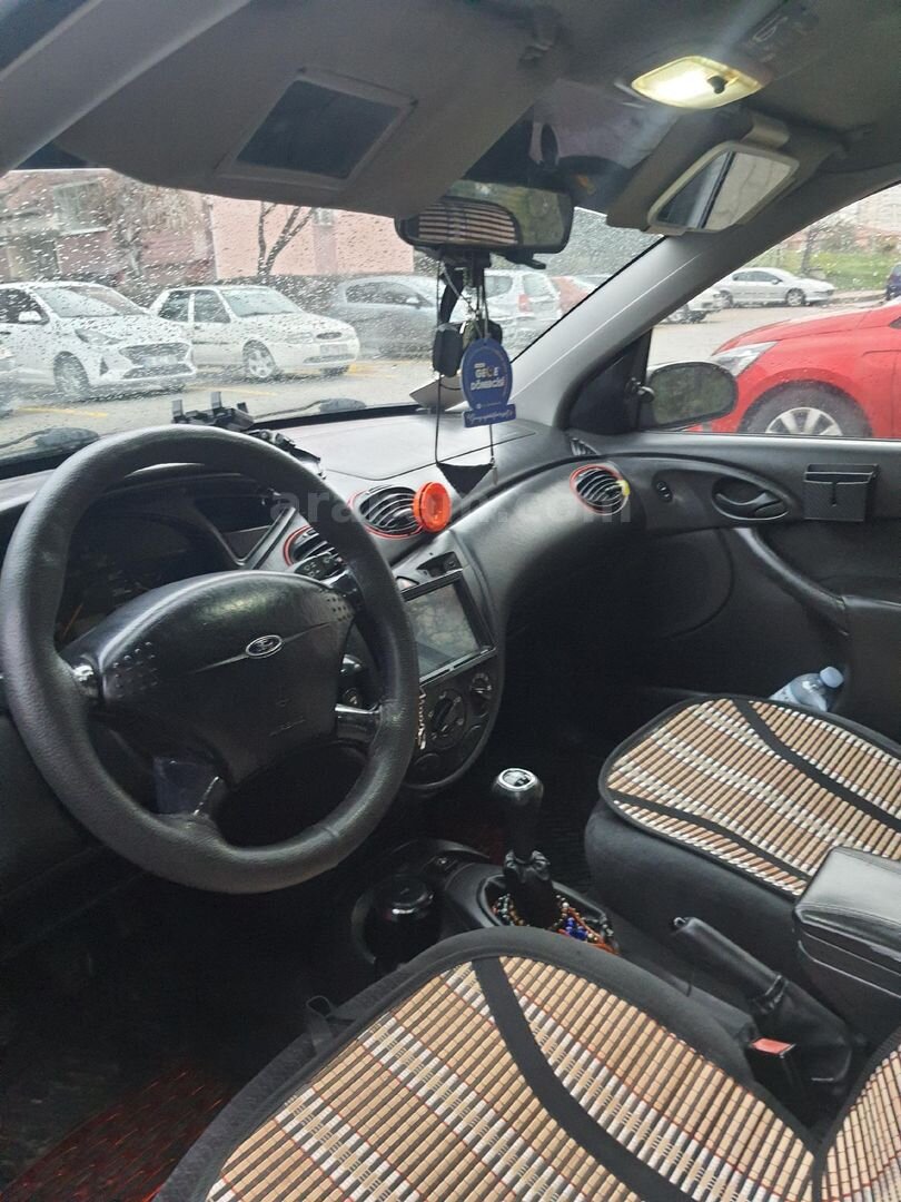 Sahibinden Ford Focus 1.6 Ambiente 1999 Model Ankara 375.000 km Bordo 5