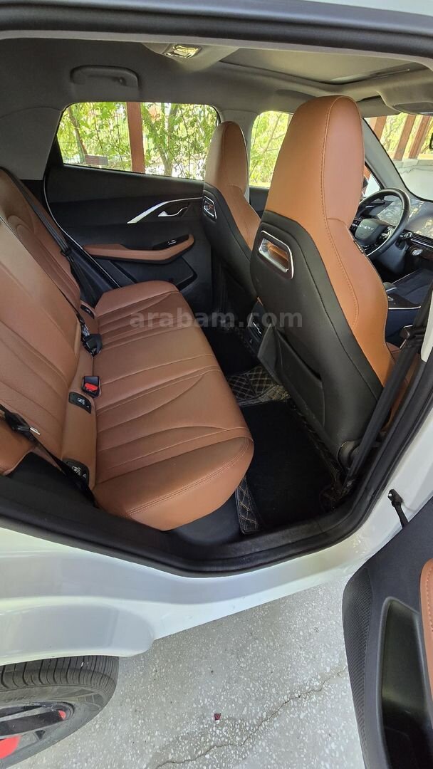 Sahibinden Chery Omoda 5 1.6 T-GDI Luxury 2023 Model Kastamonu 25.500 km Beyaz 6