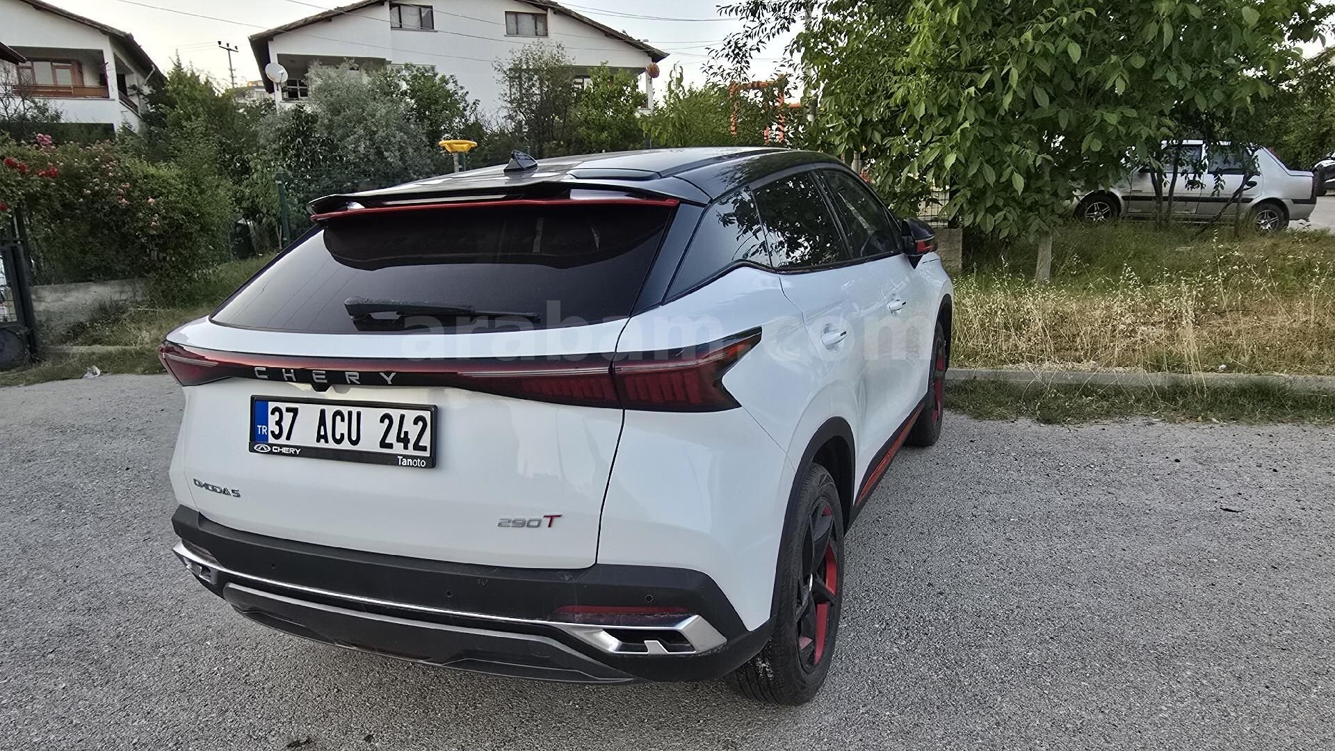 Sahibinden Chery Omoda 5 1.6 T-GDI Luxury 2023 Model Kastamonu 25.500 km Beyaz 4