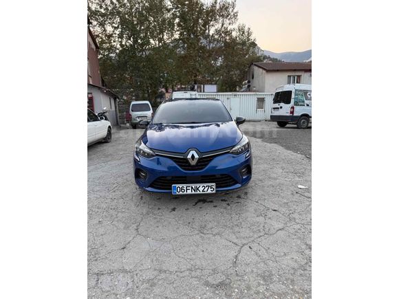 Sahibinden Renault Clio 1.0 TCe Touch 2023 Model 