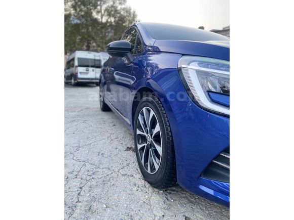 Sahibinden Renault Clio 1.0 TCe Touch 2023 Model 