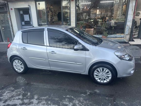 Sahibinden Renault Clio 1.2 Extreme 2009 Model 