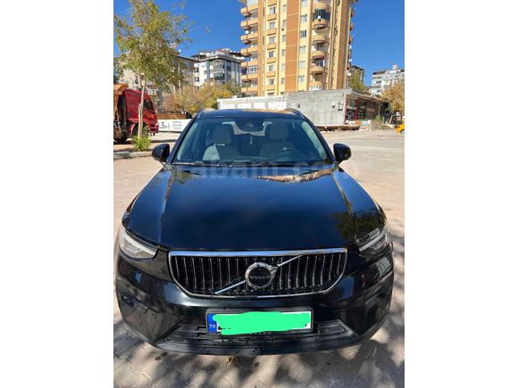 Sahibinden Volvo XC40 1.5 T2 Plus Bright 2023 Model 