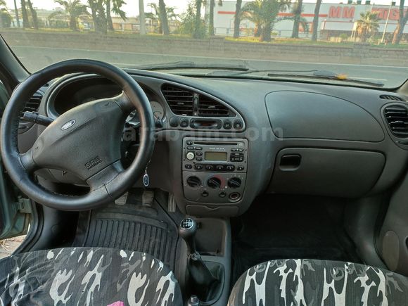 Galeriden Ford Fiesta 1.4 Fun 2000 Model Aydın