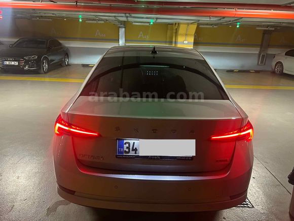 Sahibinden Skoda Octavia 1.0 e-Tec Premium 2021 Model 