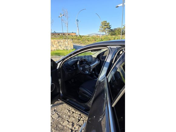 Sahibinden Renault Fluence 1.5 dCi Dynamique 2011 Model