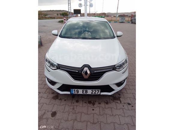 2. Sahibinden Renault Megane 1.6 Joy