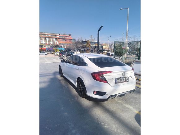 Sahibinden Honda Civic 1.6i VTEC  Eco Elegance 2021 Model