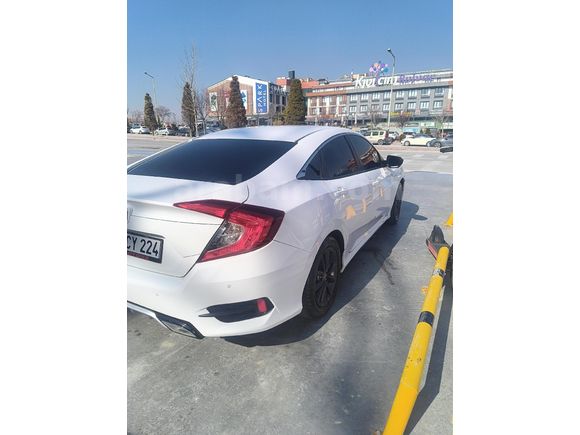 Sahibinden Honda Civic 1.6i VTEC  Eco Elegance 2021 Model
