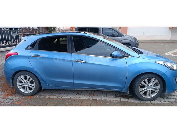 Sahibinden Hyundai i30 1.6 CRDi Elite 2012 Model 124 Binde