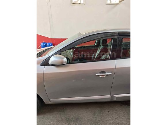 Sahibinden Renault Fluence 1.5 dCi Dynamique 2012 Model 