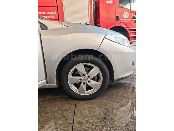 Sahibinden Renault Fluence 1.5 dCi Dynamique 2012 Model 