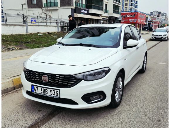 ILK SAHİBİNDEN, daha 55 bin km'de. HATASIZ. URBAN PLUS Servis bakimli sifir ayarında.