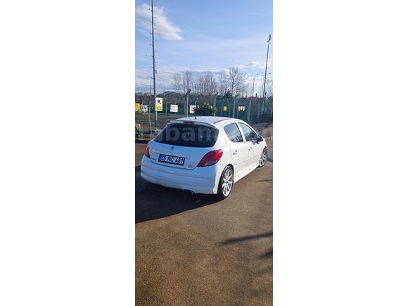 Sahibinden Peugeot 207 1.4 HDi Active 2012 Model
