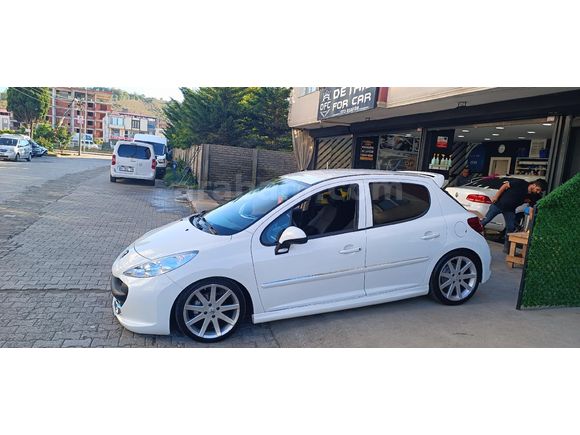 Sahibinden Peugeot 207 1.4 HDi Active 2012 Model