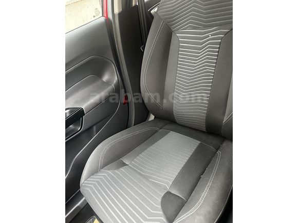 Masrafız Tertemiz Sahibinden Ford Fiesta 1.0  Titanium 2015 Model 
