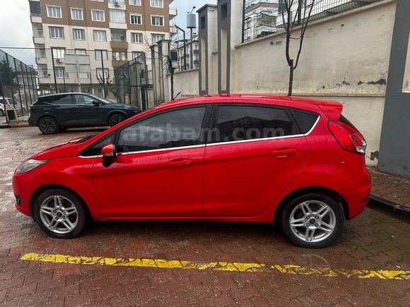 Masrafız Tertemiz Sahibinden Ford Fiesta 1.0  Titanium 2015 Model 