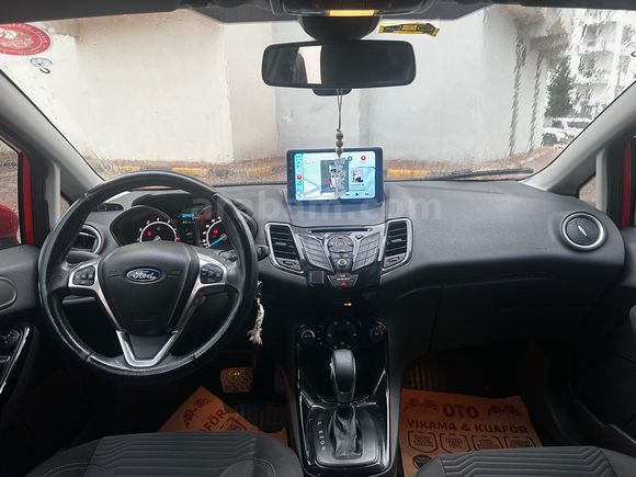 Masrafız Tertemiz Sahibinden Ford Fiesta 1.0  Titanium 2015 Model 