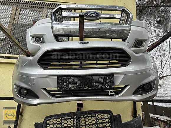 2016 Ford crier ön tampon dolu gri